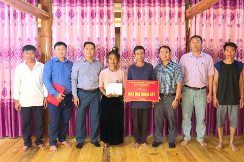 NGHIỆM THU NHÀ HỘ NGHÈO