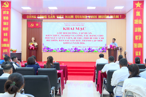 Mường Mùn bồi dưỡng nghiệp vụ công tác Đảng cho cấp ủy chi bộ thôn, bản