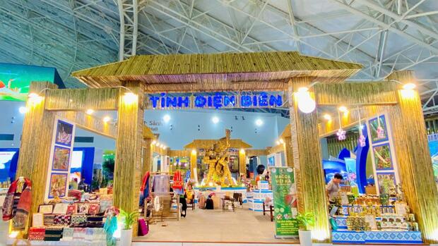 Điện Biên - không gian trưng bày đậm sắc màu Tây Bắc tại Hội chợ Mùa Thu 2025